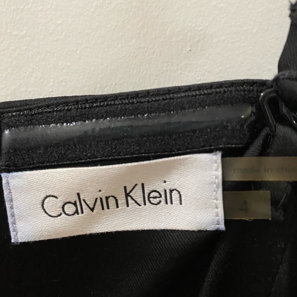 Calvin Klein Ruched Dress - Picture 4 of 7